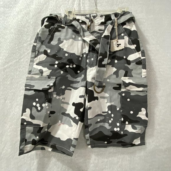 Men's Camo Cargo Shorts By Kreamy Size Small Black Gray White 4 Pockets Belt New - Picture 4 of 12